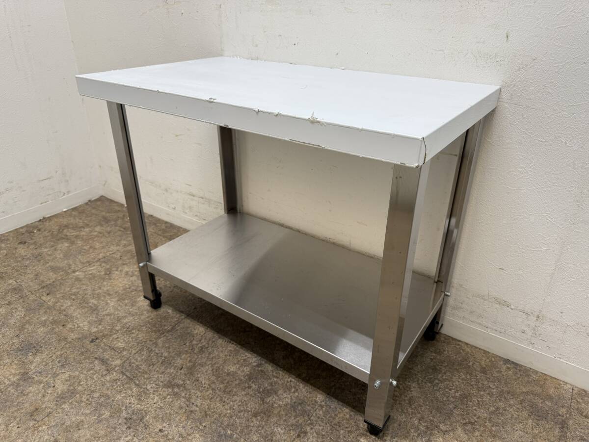 ステンレス　業務用　作業台　厨房　飲食店　W７５０ｘD４５０ｘW６５０ｍｍ