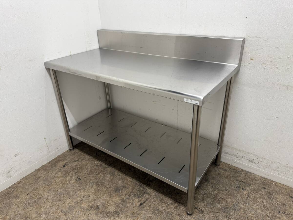 ステンレス　業務用　作業台　厨房　飲食店　W１２００ｘD６００ｘH８００ｍｍ
