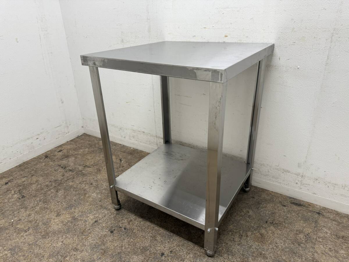 ステンレス　業務用　作業台　厨房　飲食店　W６００ｘD６００ｘＨ８００ｍｍ